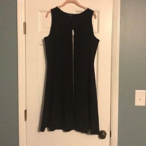 ALFANI black patterned zip sleeveless dress. XL